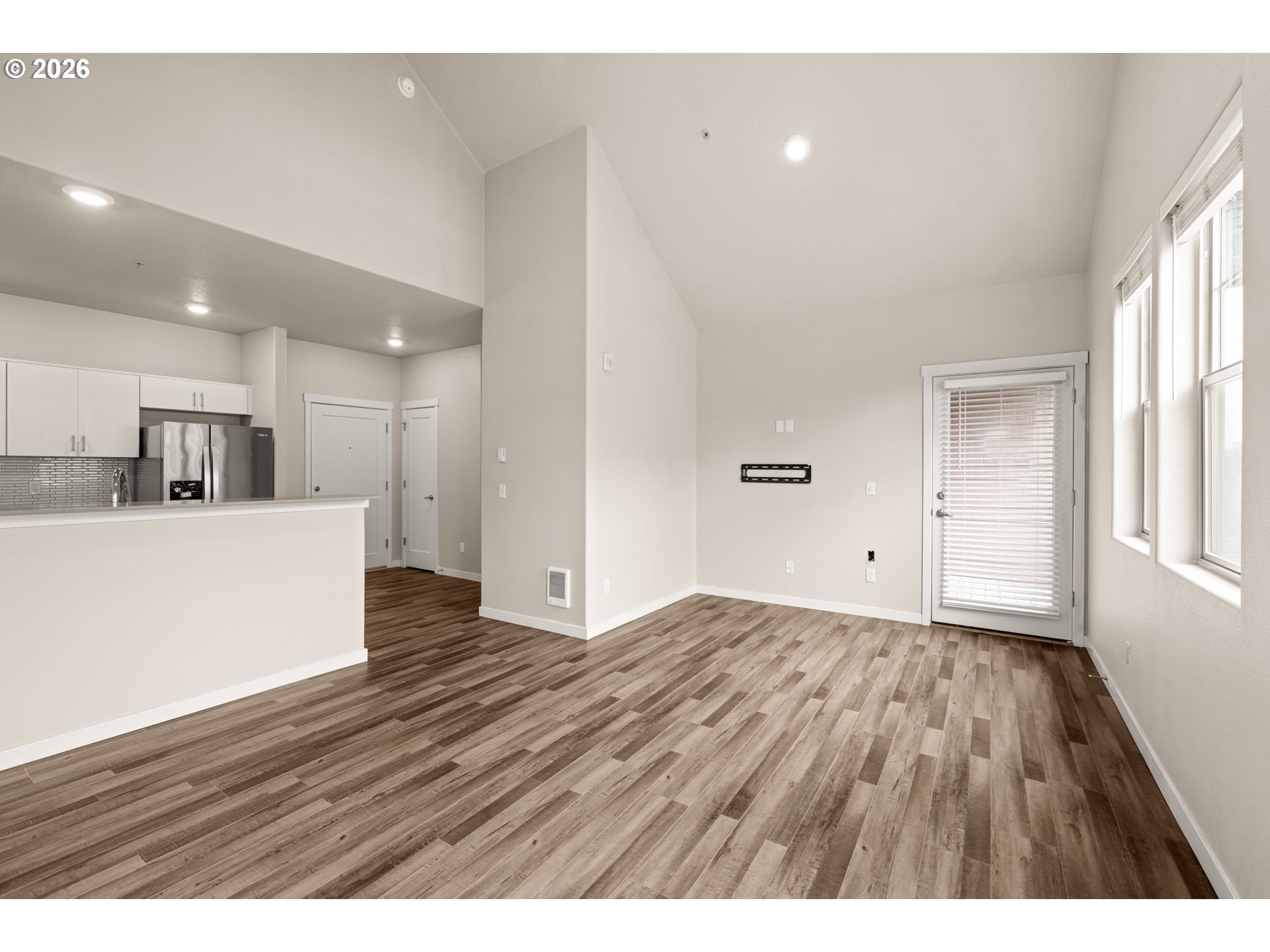 17137 Southwest Appledale Road, Unit 304 Beaverton, OR 97007 - Photo 8 of 33