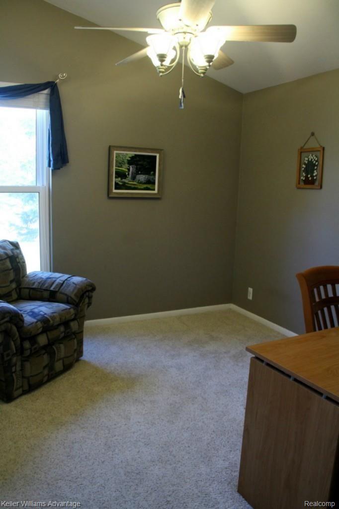 35726 Springvale Street Farmington, MI 48331 - Photo 9 of 21 IMG_8485 - Copy.jpg