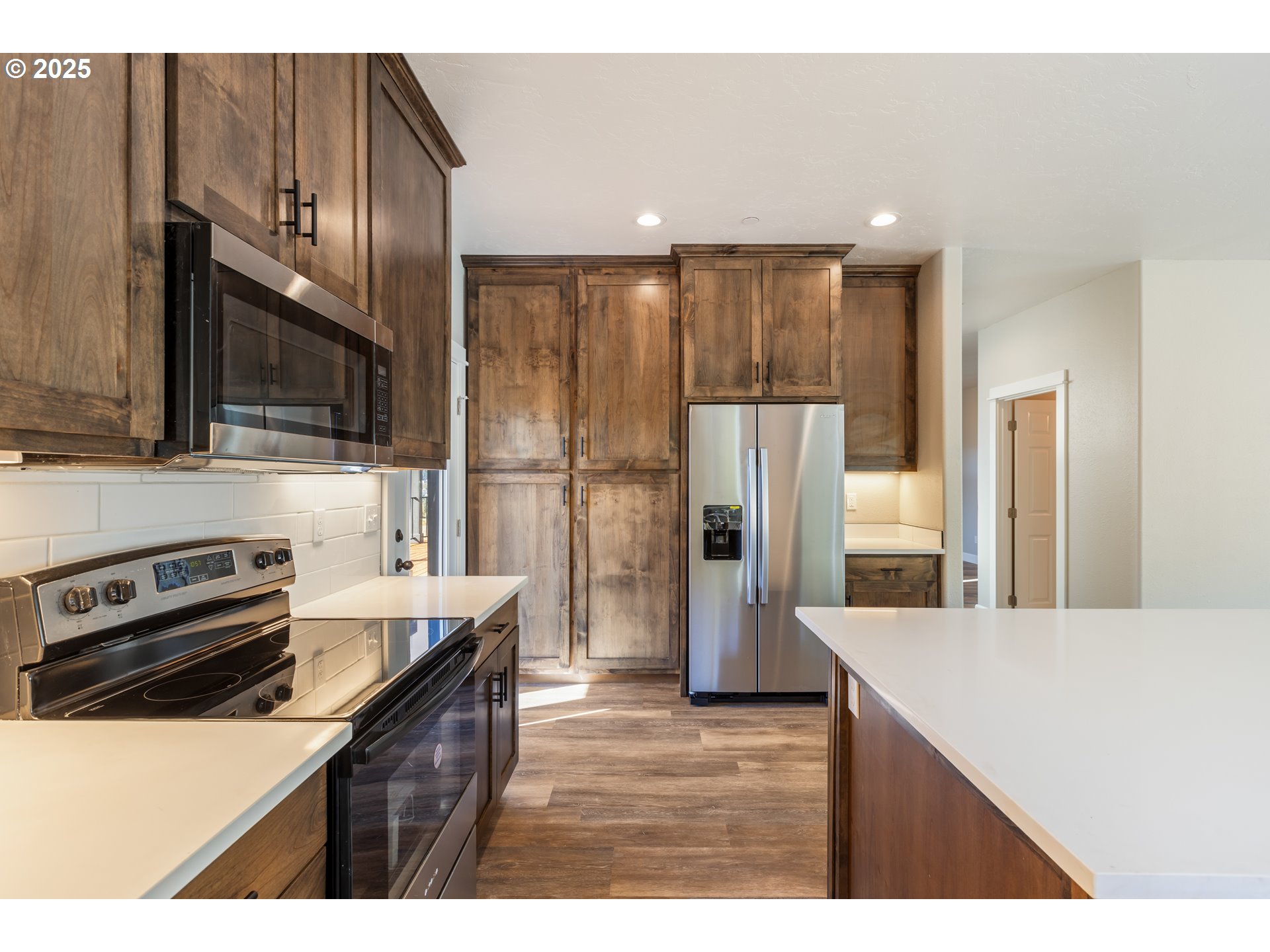 662 Brooks Loop Sutherlin, OR 97479 - Photo 13 of 47