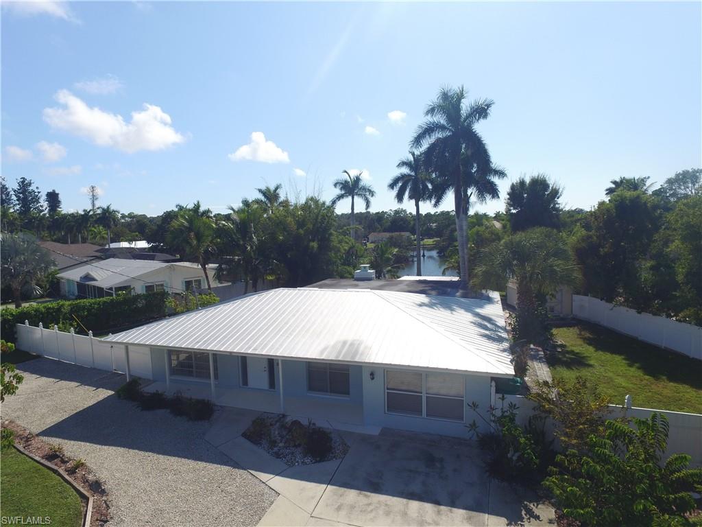 22 Constitution Drive Naples, FL 34112 - Photo 5 of 34 a view of a terrace