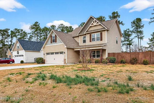$319,900 | 513 Maggies Court, Jacksonville, NC 28540