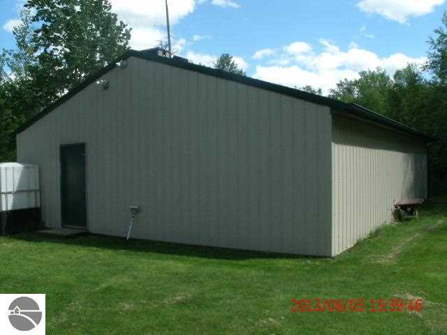 1696 Clark Road Prescott, MI 48756 - Photo 28 of 31 1746802-27.JPG