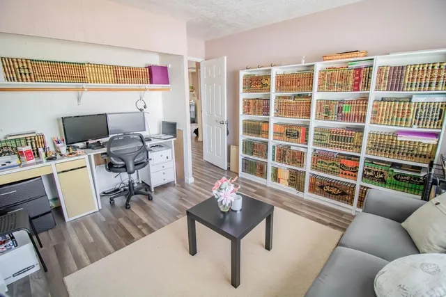 $150,000 | 196 Amberglen Drive, Unit 196, Sacramento, CA 95823