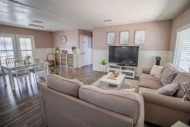 $150,000 | 196 Amberglen Drive, Unit 196, Sacramento, CA 95823