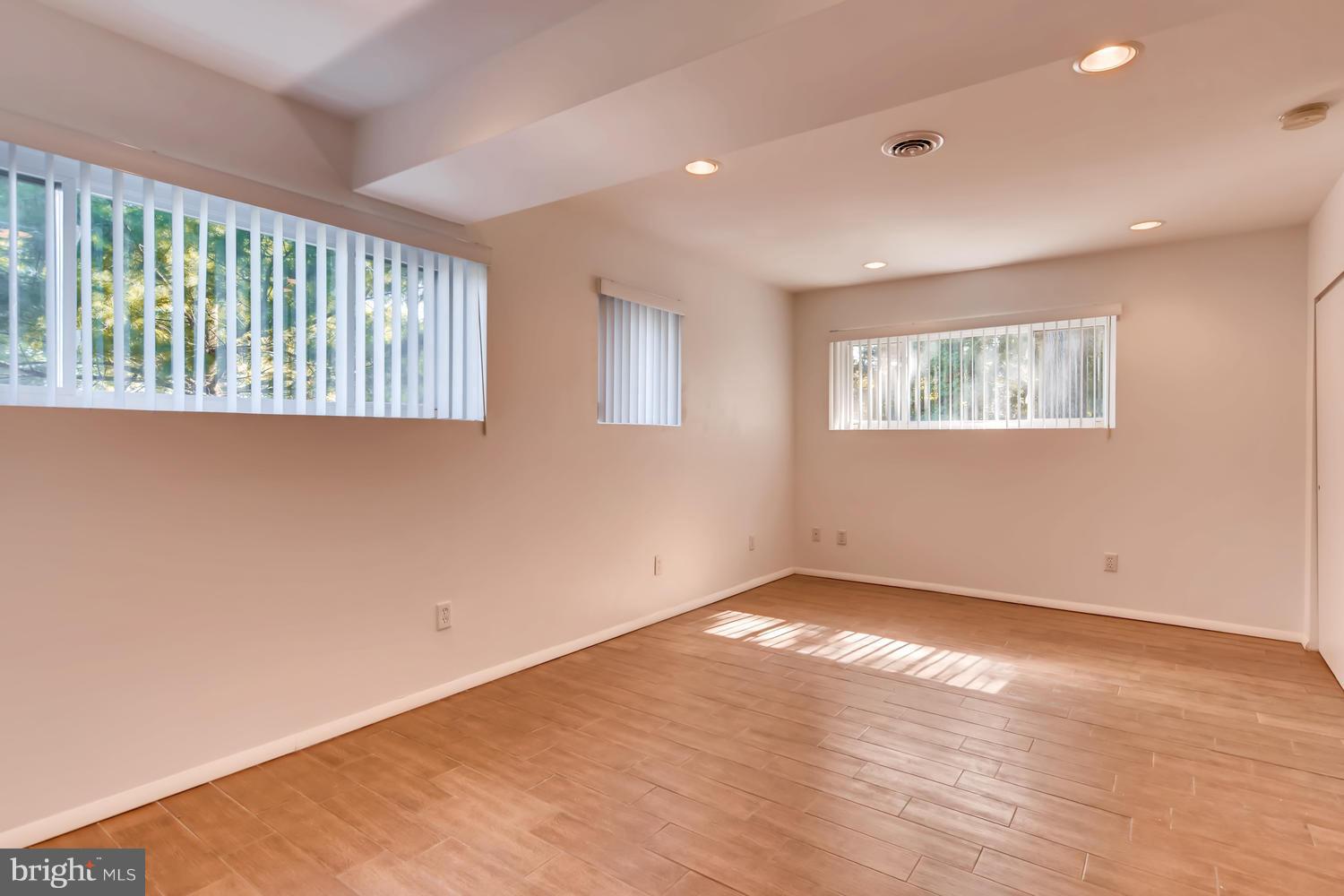 521 Epsom Road, Unit TB Baltimore, MD 21286 - Photo 7 of 11 large bedroom with two closets