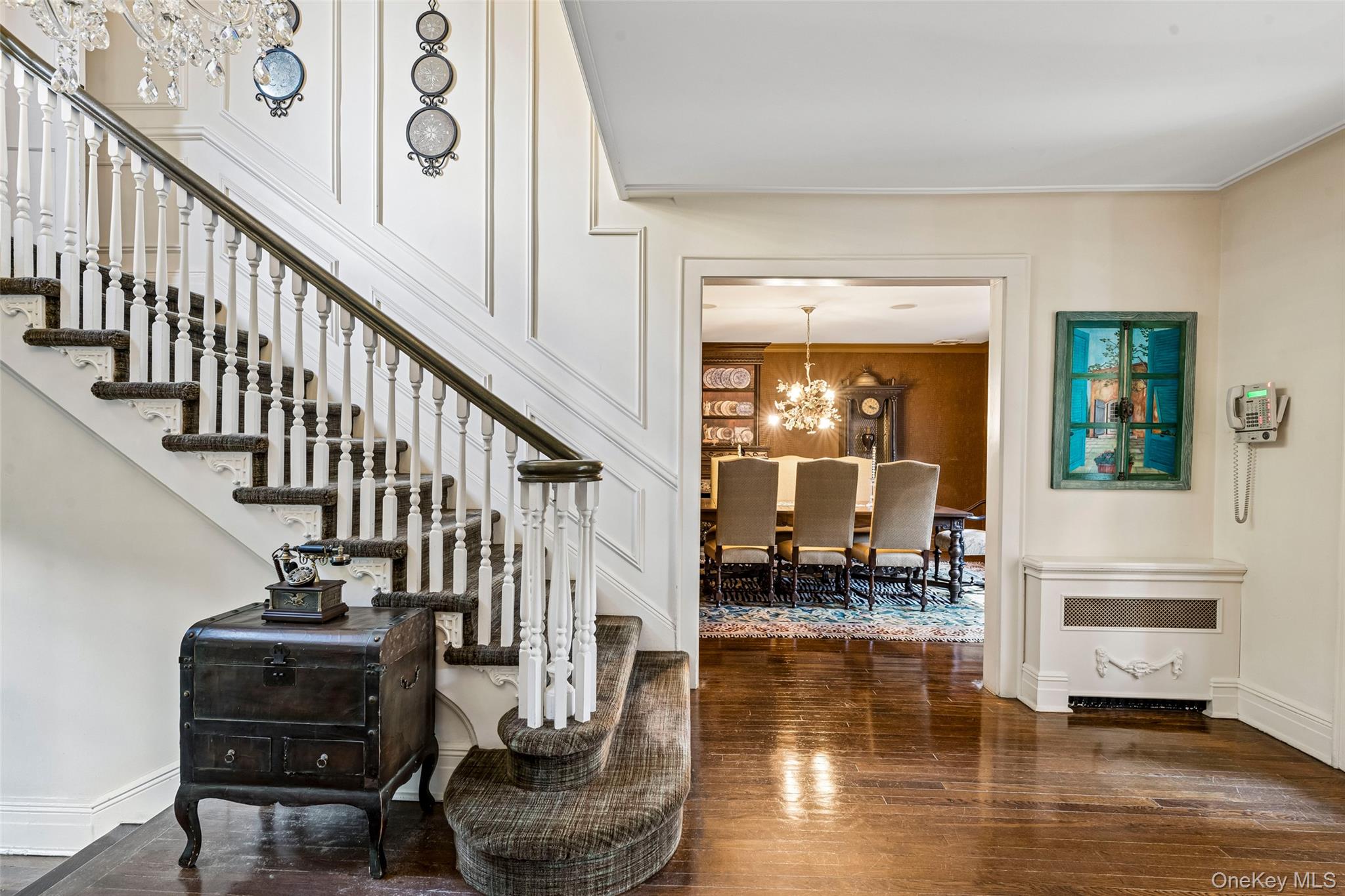 1325 Harbor Road Hewlett, NY 11557 - Photo 5 of 42 Gallery Image 5