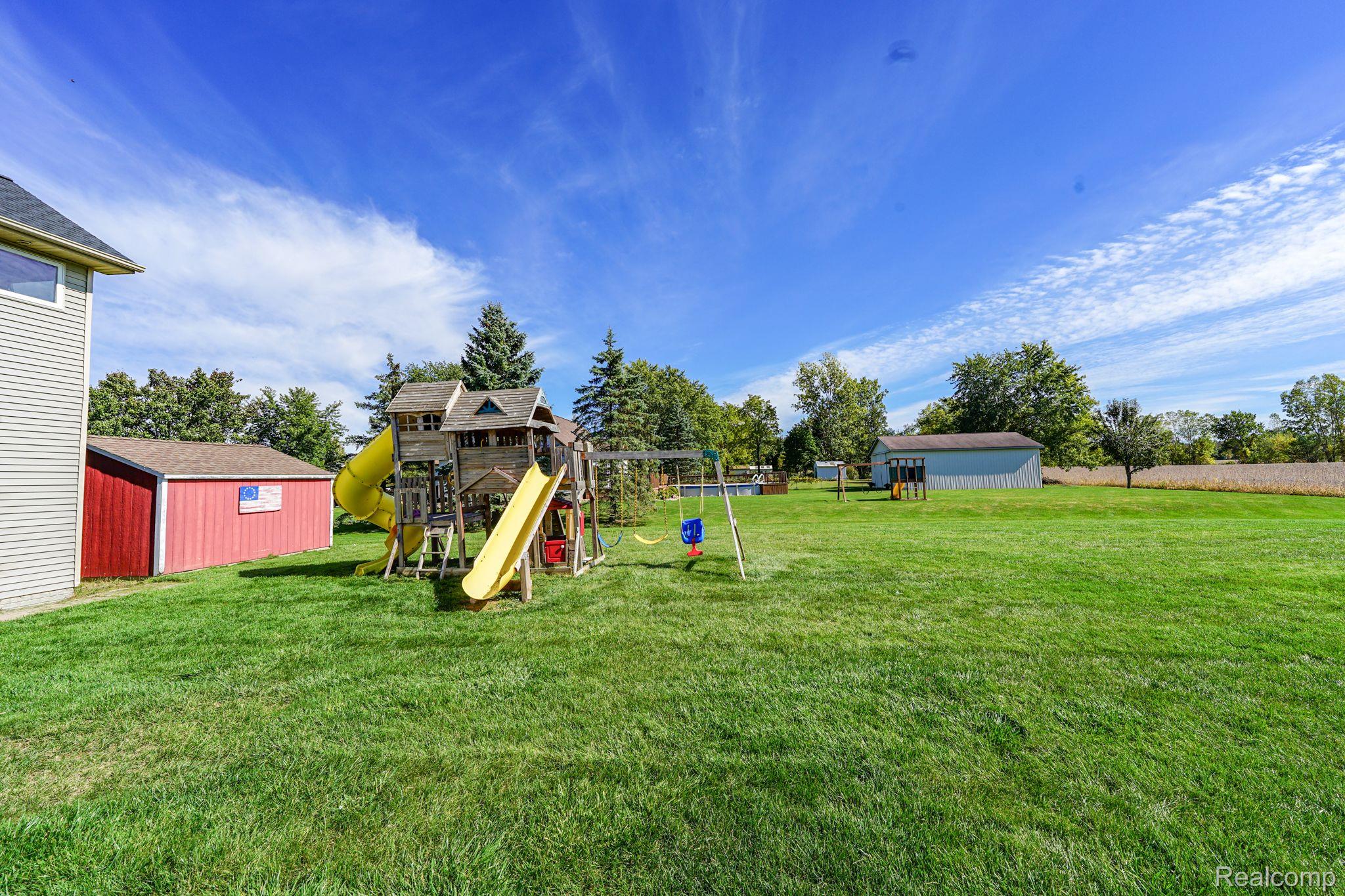 11230 East Coldwater Road Davison, MI 48423 - Photo 45 of 49