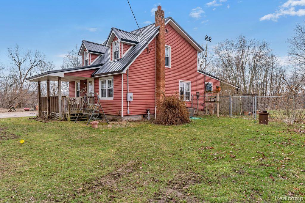 4924 Mill Road Bancroft, MI 48414 - Photo 4 of 24