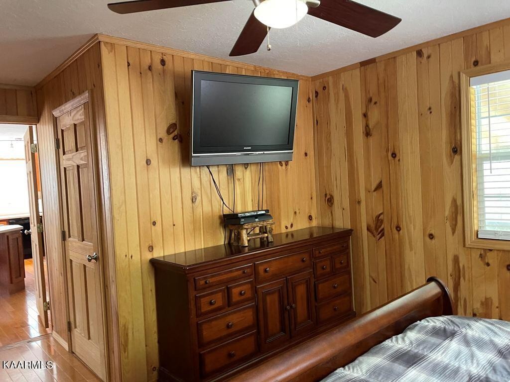 1216 Rafter Road Tellico Plains, TN 37385 - Photo 2 of 29 Gallery Image 2