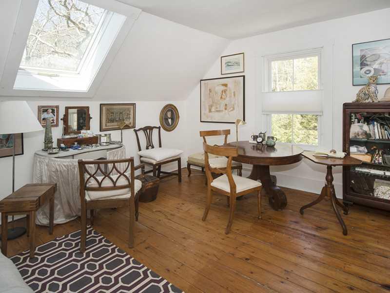 71 Back Narrows Road Boothbay, ME 04537 - Photo 16 of 27 Bedroom. Guest bedroom currently...