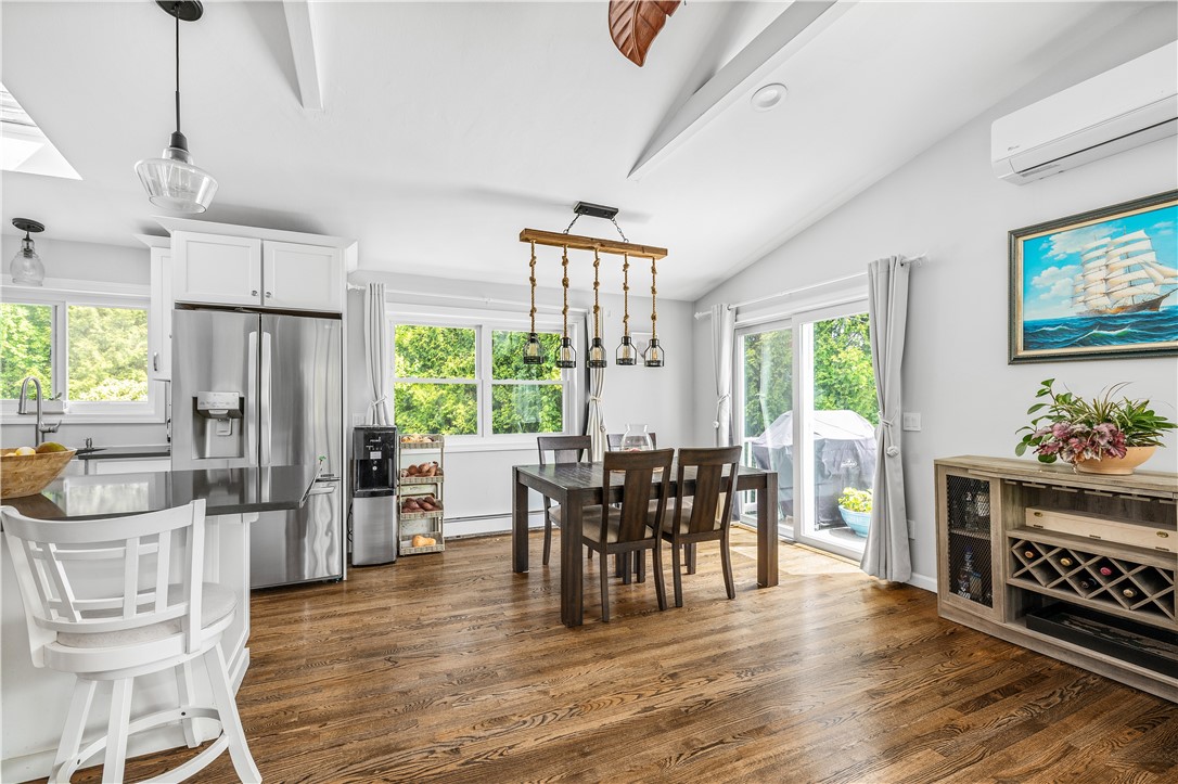 60 Brooklyn Road Narragansett, RI 02882 - Photo 11 of 49