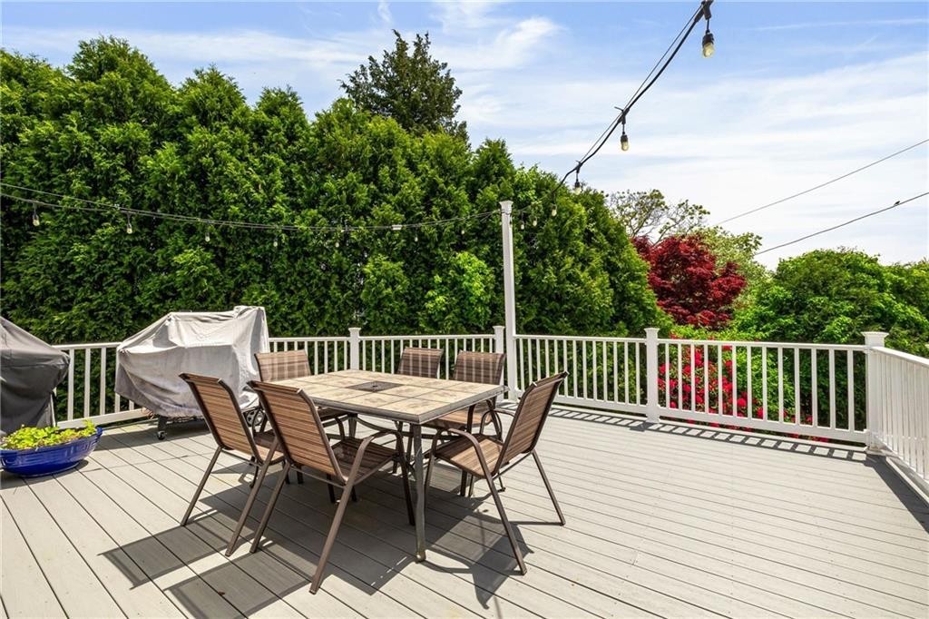 60 Brooklyn Road Narragansett, RI 02882 - Photo 23 of 49