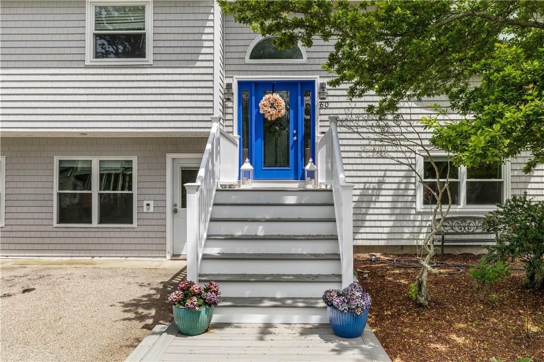 60 Brooklyn Road Narragansett, RI 02882 - Photo 3 of 49