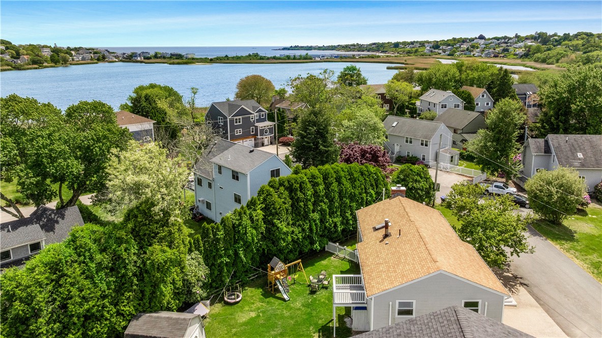 60 Brooklyn Road Narragansett, RI 02882 - Photo 34 of 49