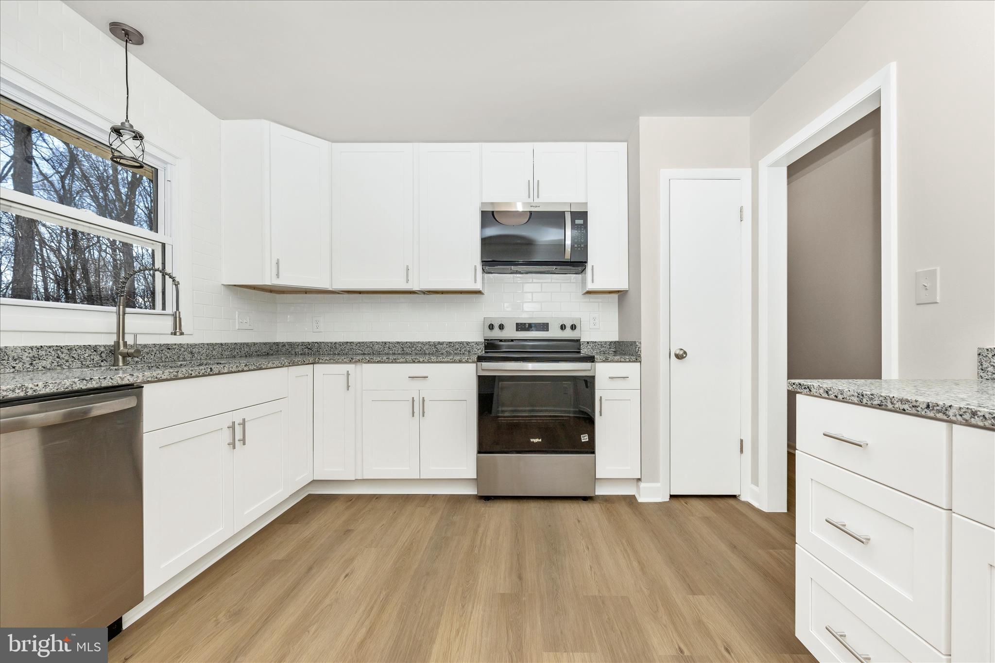 5635 Catoctin Ridge Drive Mount Airy, MD 21771 - Photo 18 of 60 Kitchen