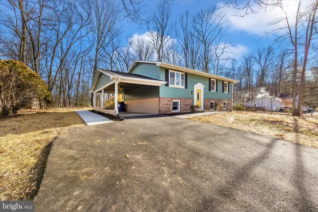 $585,000 | 5635 Catoctin Ridge Drive, Mount Airy, MD 21771