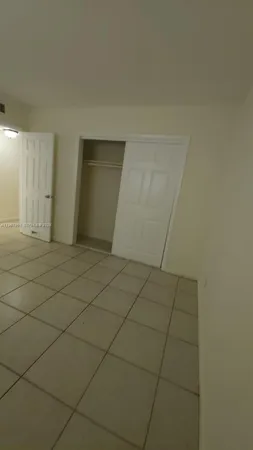 $2,200 | 2121 Northeast 168th Street, Unit 6, North Miami Beach, FL 33162