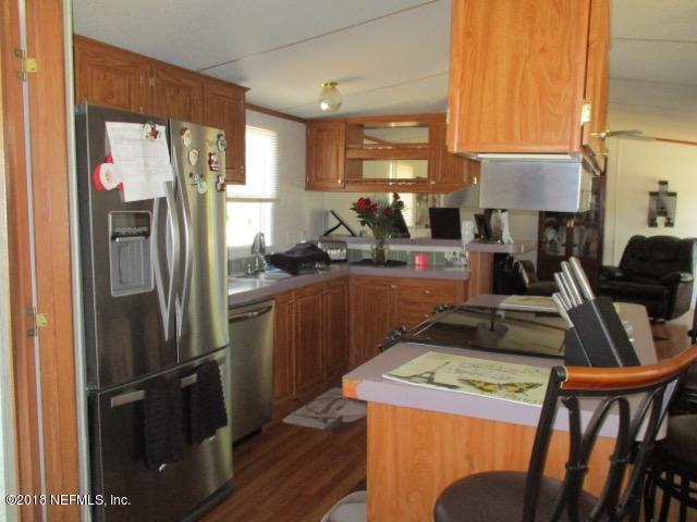 121 West Strickland Road Interlachen, FL 32148 - Photo 11 of 26 IMG_4877