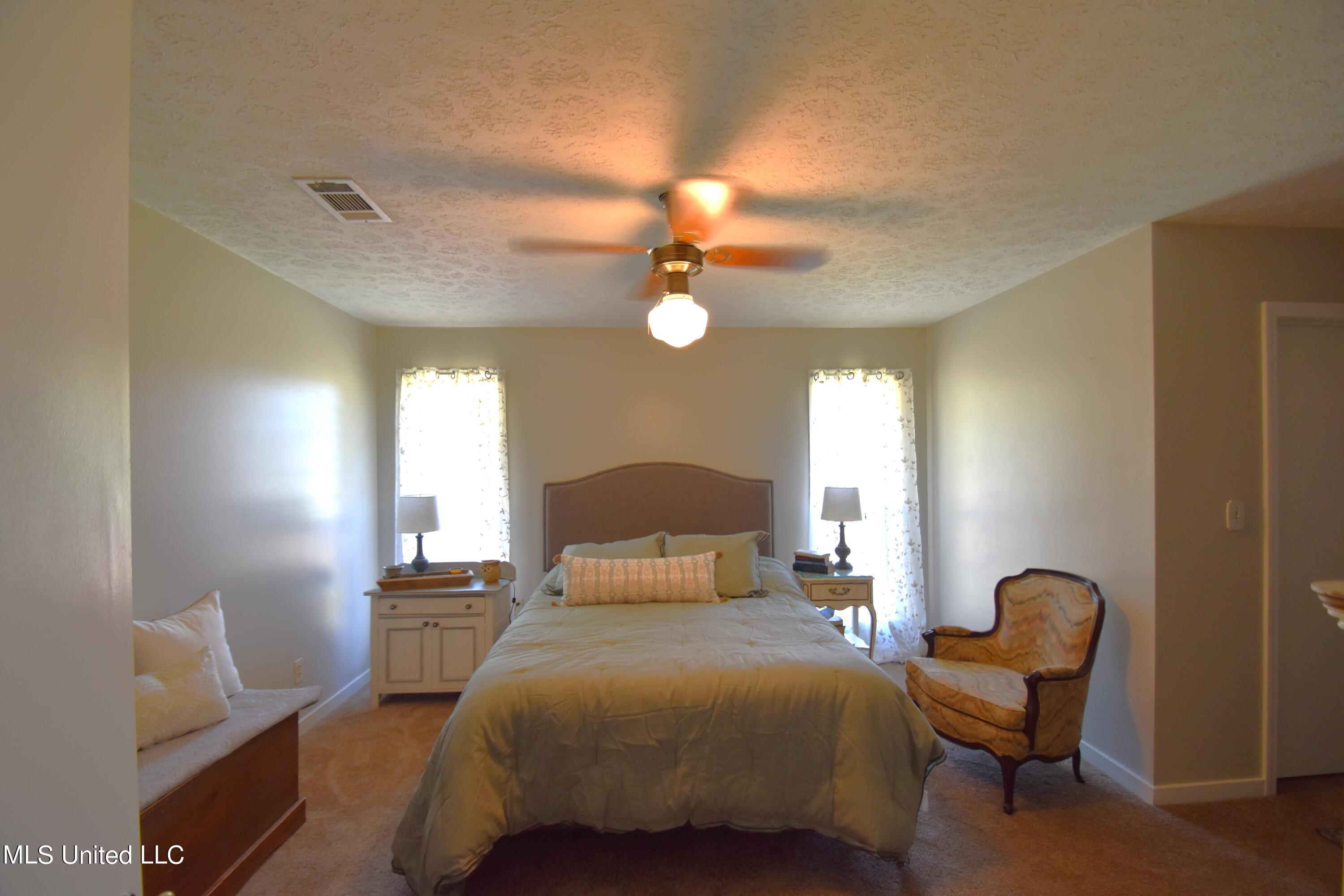 105 Scotland Road Clinton, MS 39056 - Photo 18 of 27 DSC_0020