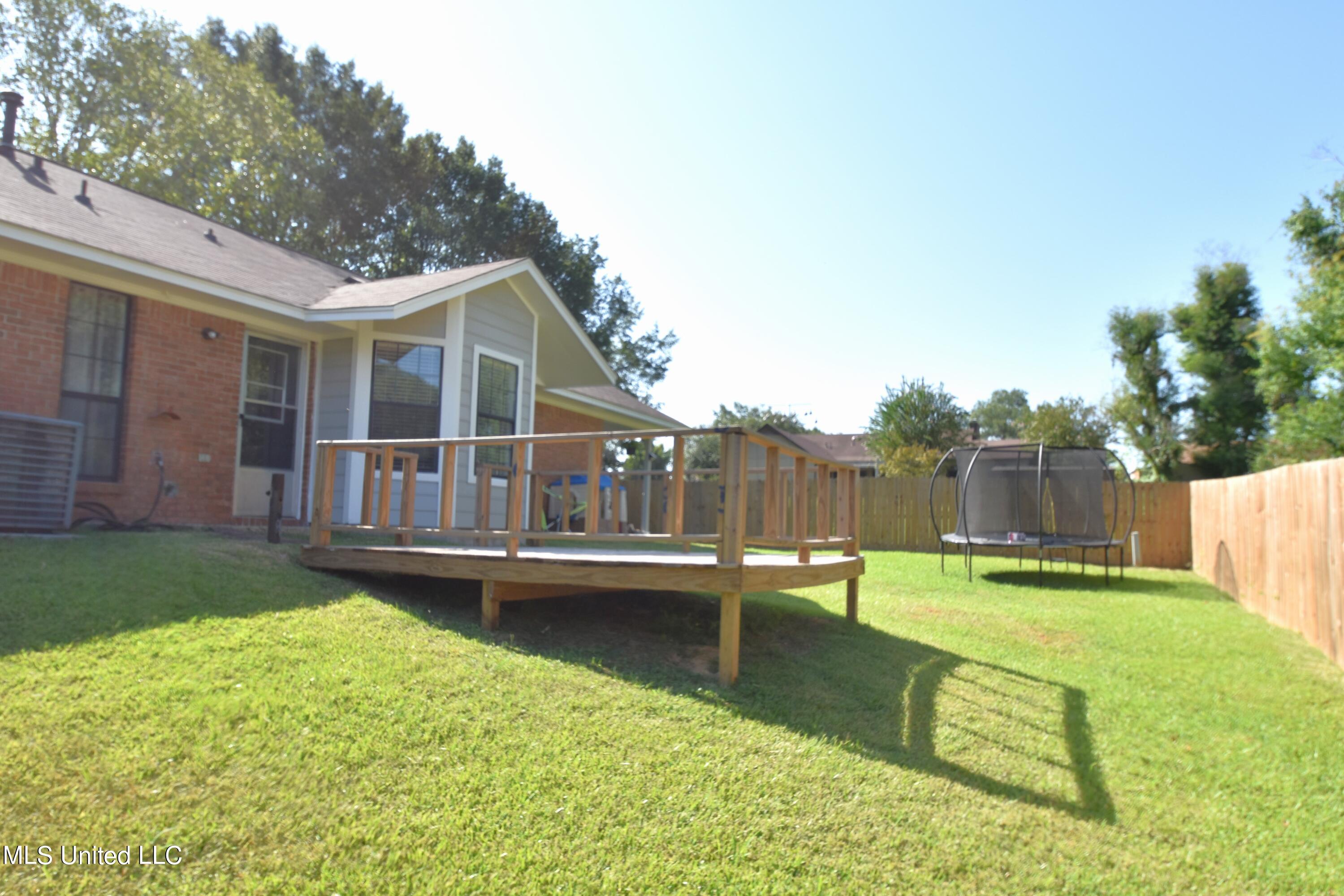 105 Scotland Road Clinton, MS 39056 - Photo 26 of 27 DSC_0032