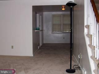 1215 Elson Road Brookhaven, PA 19015 - Photo 3 of 5