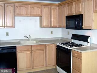 1215 Elson Road Brookhaven, PA 19015 - Photo 4 of 5