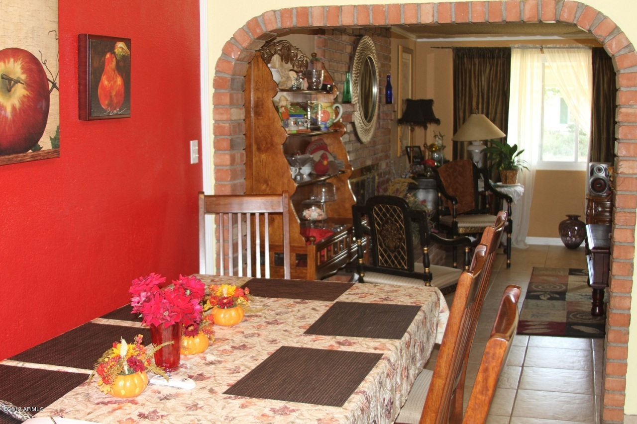 3472 East Presidio Road Phoenix, AZ 85032 - Photo 5 of 12 Dining