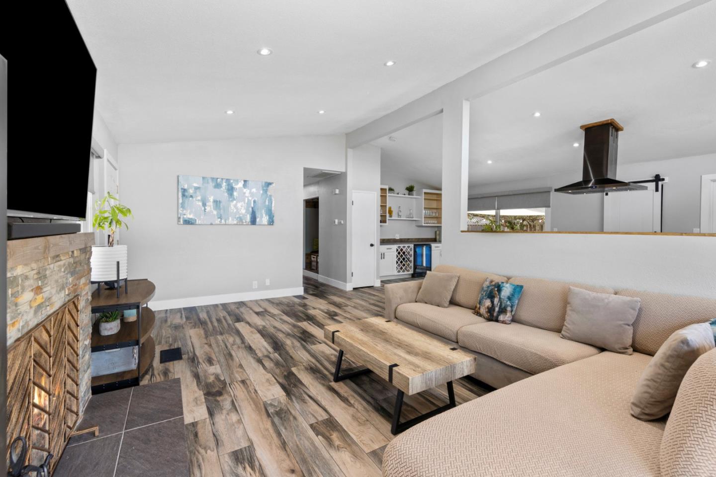 1430 Spruce Street Livermore, CA 94551 - Photo 7 of 32 a living room with furniture