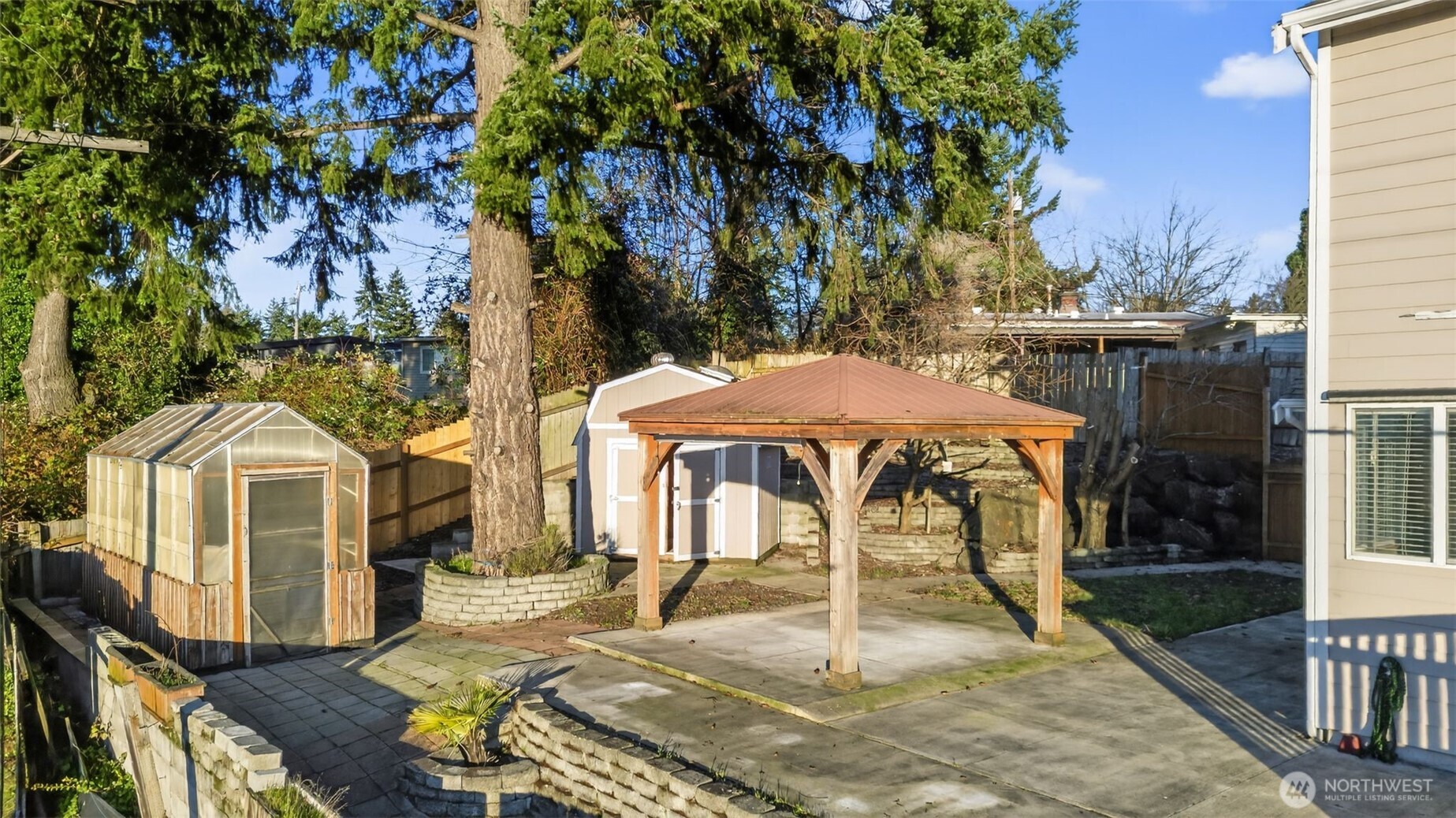 2103 Northeast 6th Circle Renton, WA 98056 - Photo 32 of 38