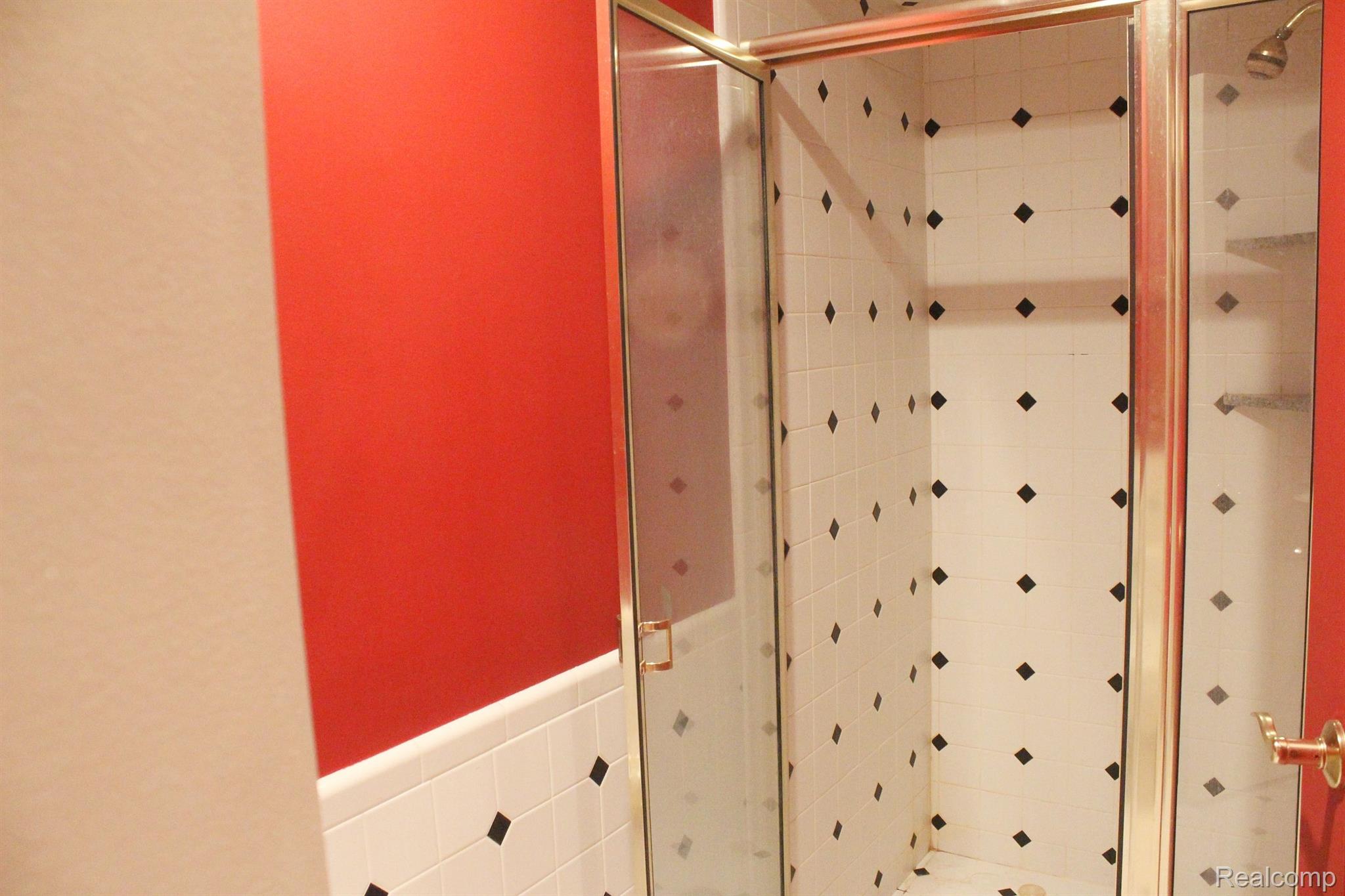 4045 West Maple Road, Unit C201 Bloomfield Hills, MI 48301 - Photo 11 of 15 Gallery Image 11
