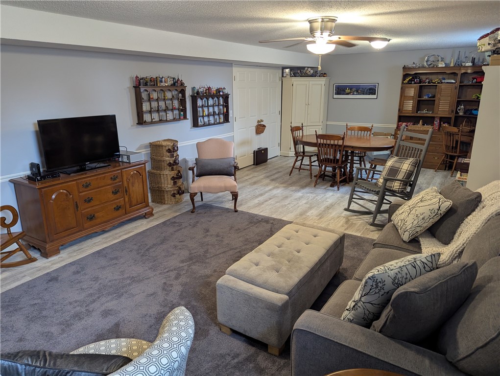 8134 Country Club Road Charleston, IL 61920 - Photo 27 of 45