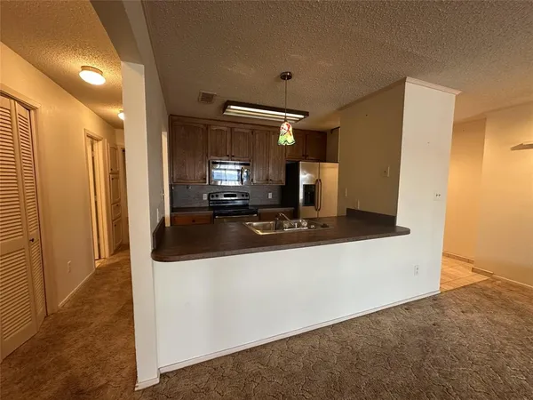 $395,000 | 2002 Mockingbird Bend, Unit B5, Graford, TX 76449