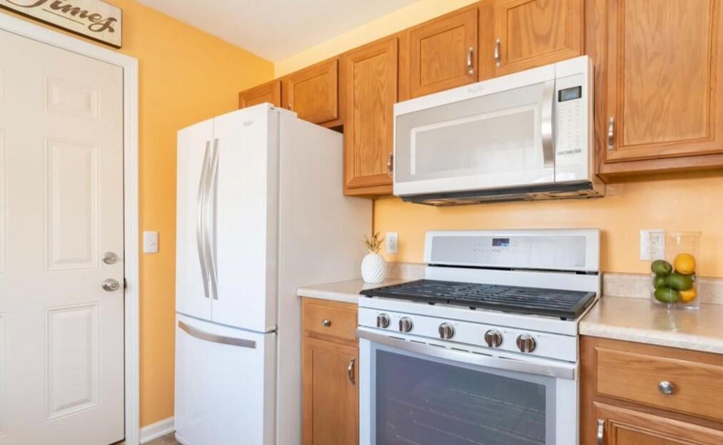 6367 Pokagon Road Berrien Center, MI 49102 - Photo 4 of 19 03