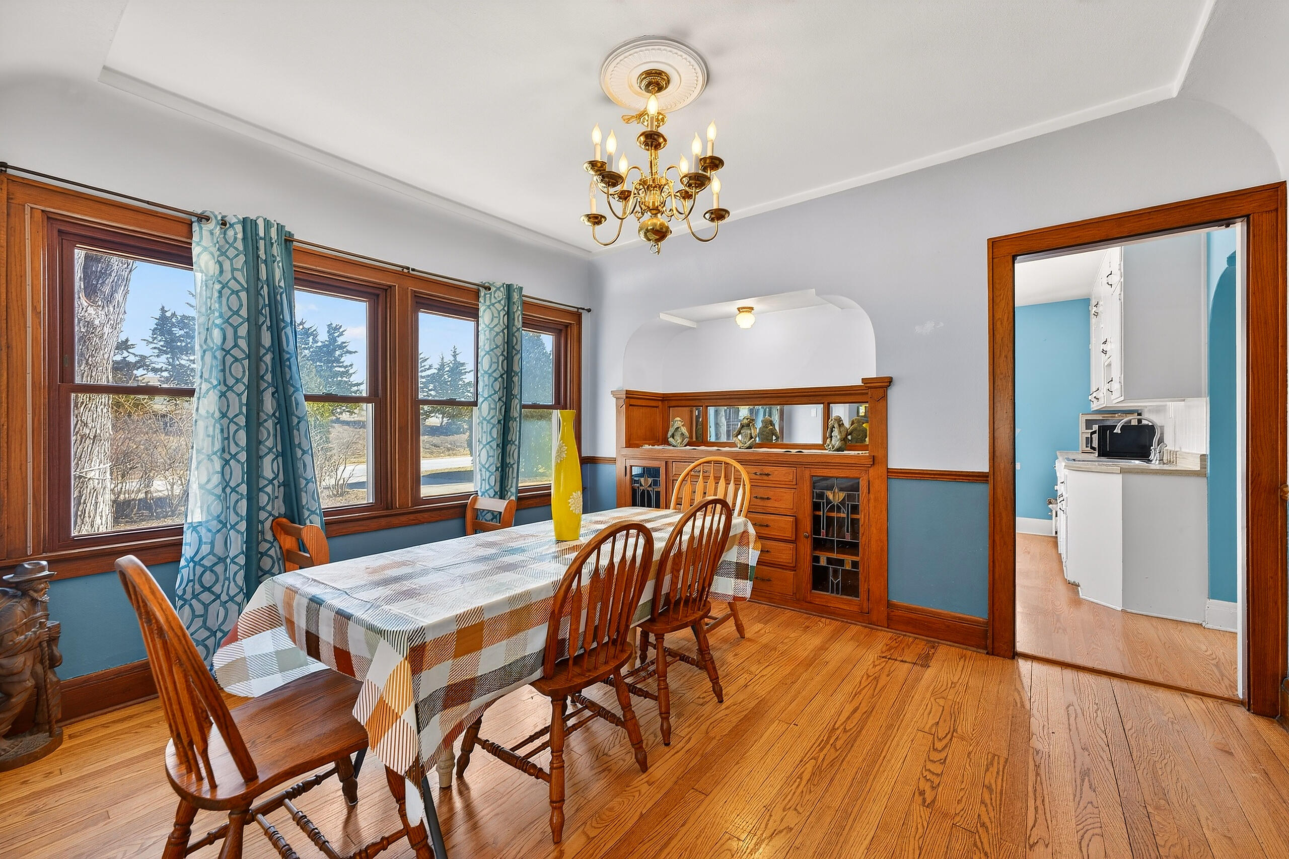 333 West Bender Road Glendale, WI 53217 - Photo 11 of 44 Dining Room