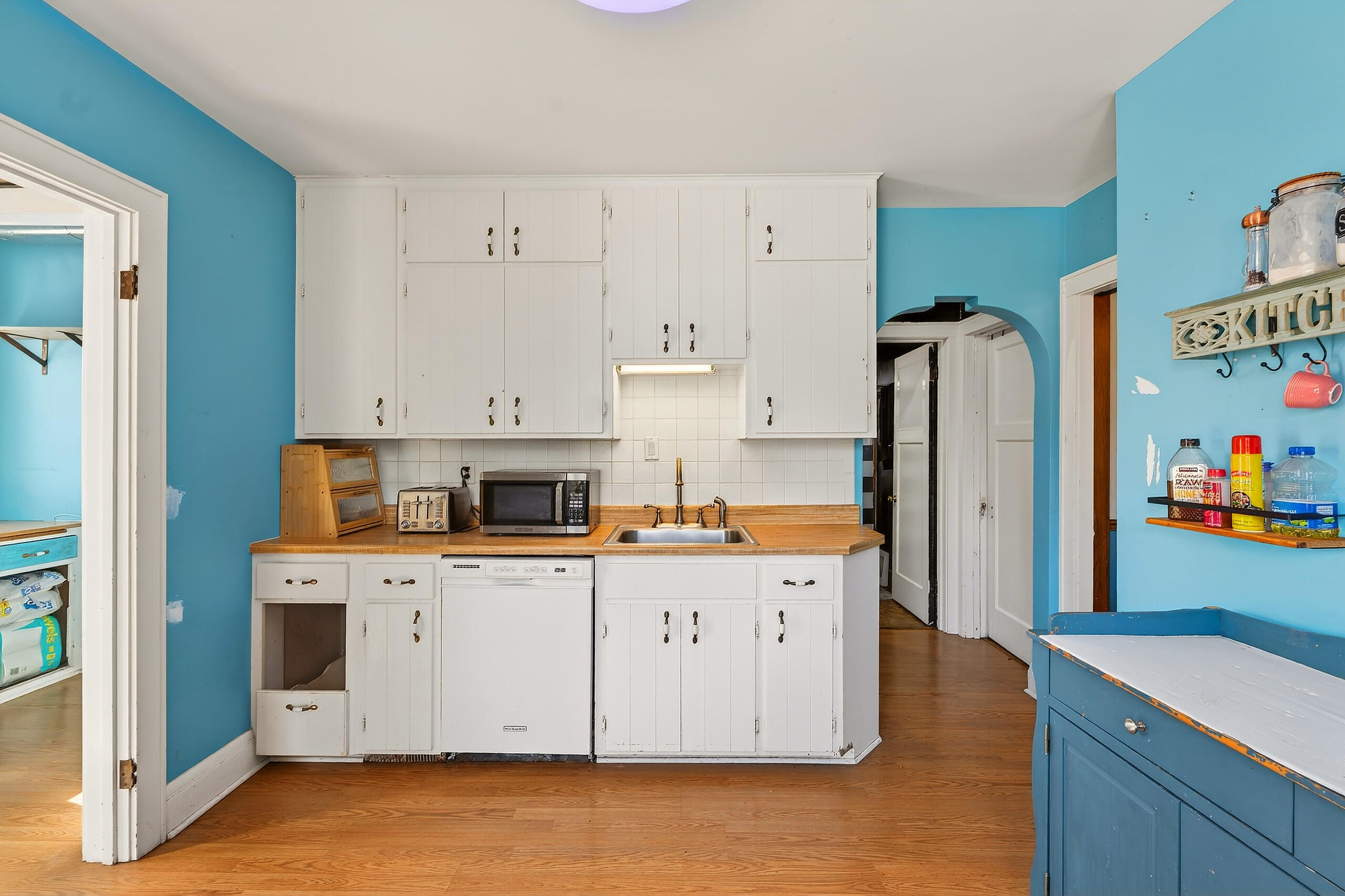 333 West Bender Road Glendale, WI 53217 - Photo 13 of 44 Kitchen