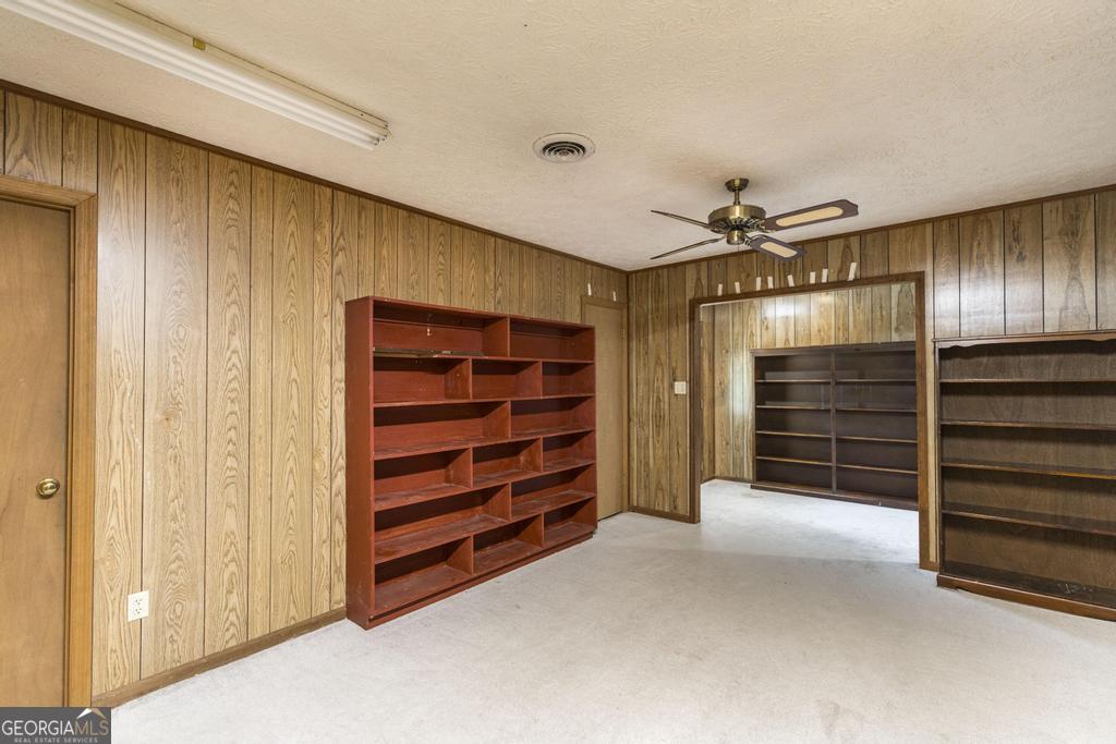 184 Davis Road Knoxville, GA 31050 - Photo 6 of 34