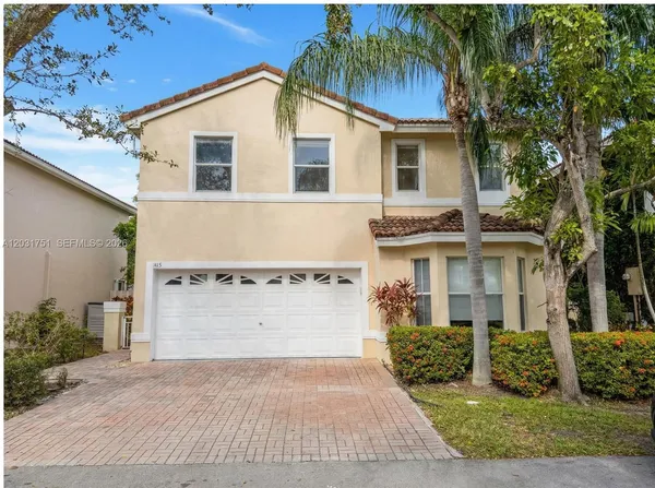 $4,450 | 1145 West Lake Street, Hollywood, FL 33019