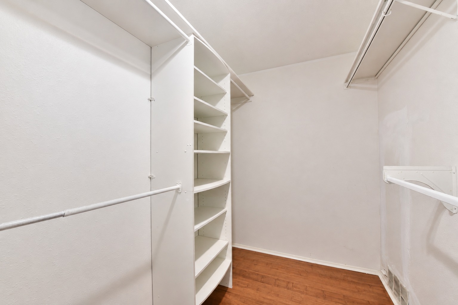 8411 Romney Road Austin, TX 78748 - Photo 9 of 18 Gallery Image 9