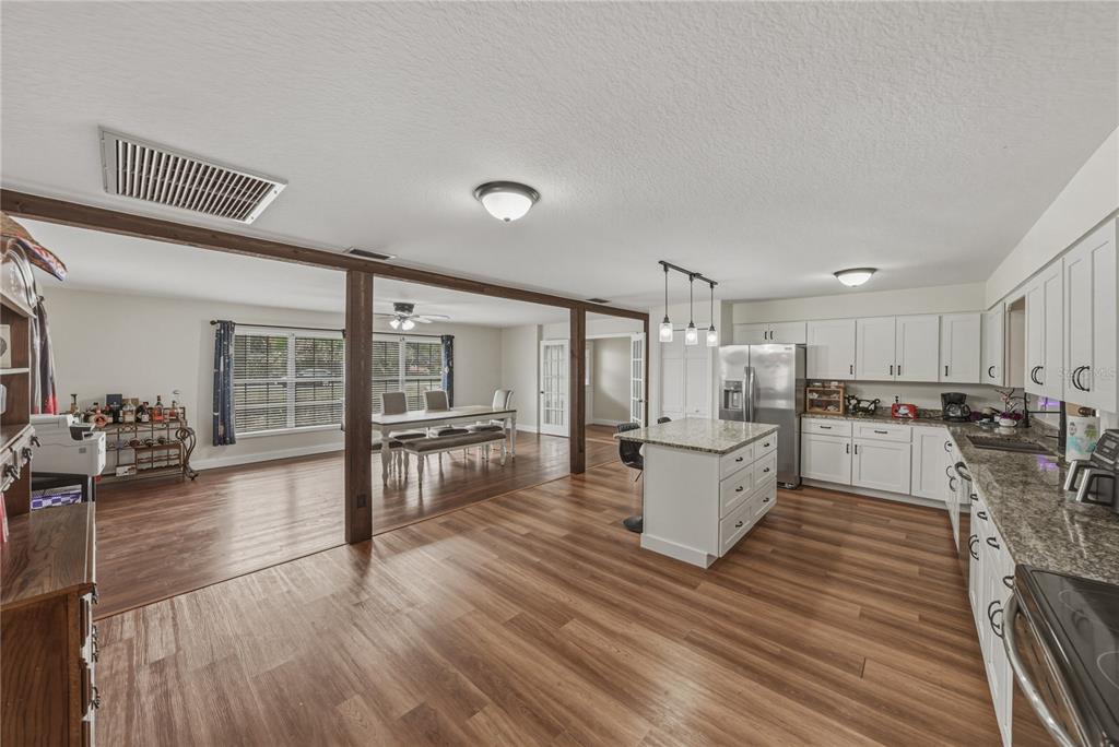 609 West Pipkin Road Lakeland, FL 33813 - Photo 20 of 72