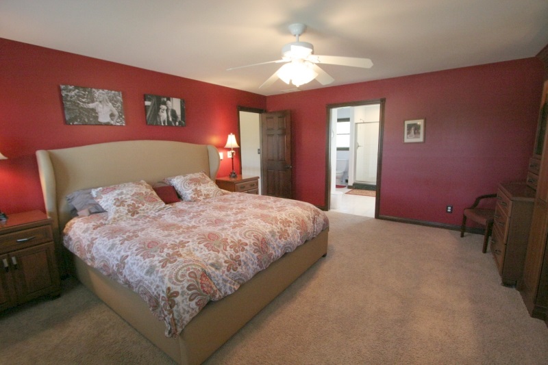 1501 Cobblestone Road Jasper, IN 47546 - Photo 15 of 30 Gallery Image 15