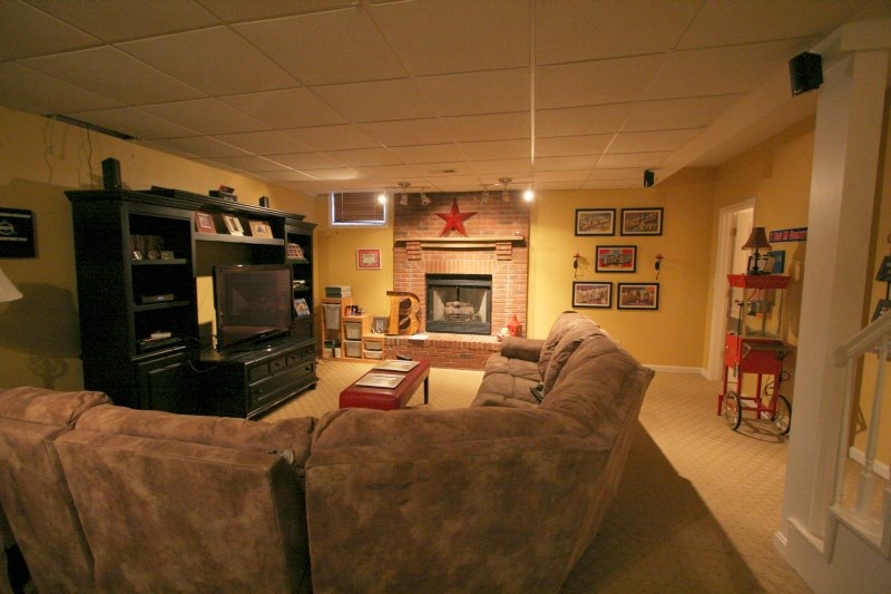 1501 Cobblestone Road Jasper, IN 47546 - Photo 25 of 30 Gallery Image 25