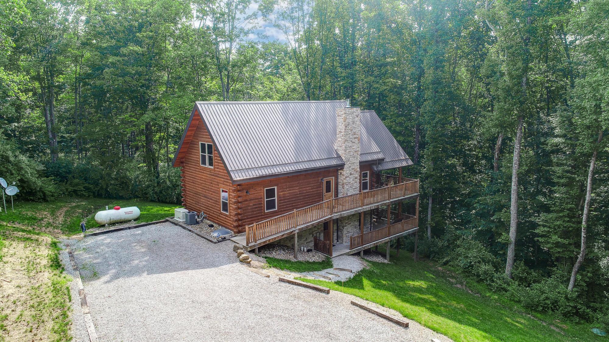 8562 Voris Road Logan, OH 43138 - Photo 49 of 55 001