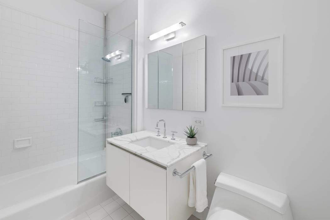 252 7th Avenue, Unit 12Q Manhattan, NY 10001 - Photo 15 of 25