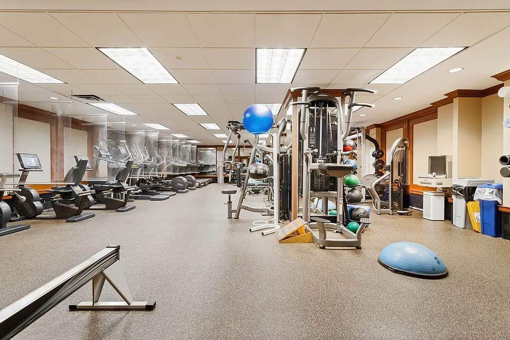 252 7th Avenue, Unit 12Q Manhattan, NY 10001 - Photo 19 of 25