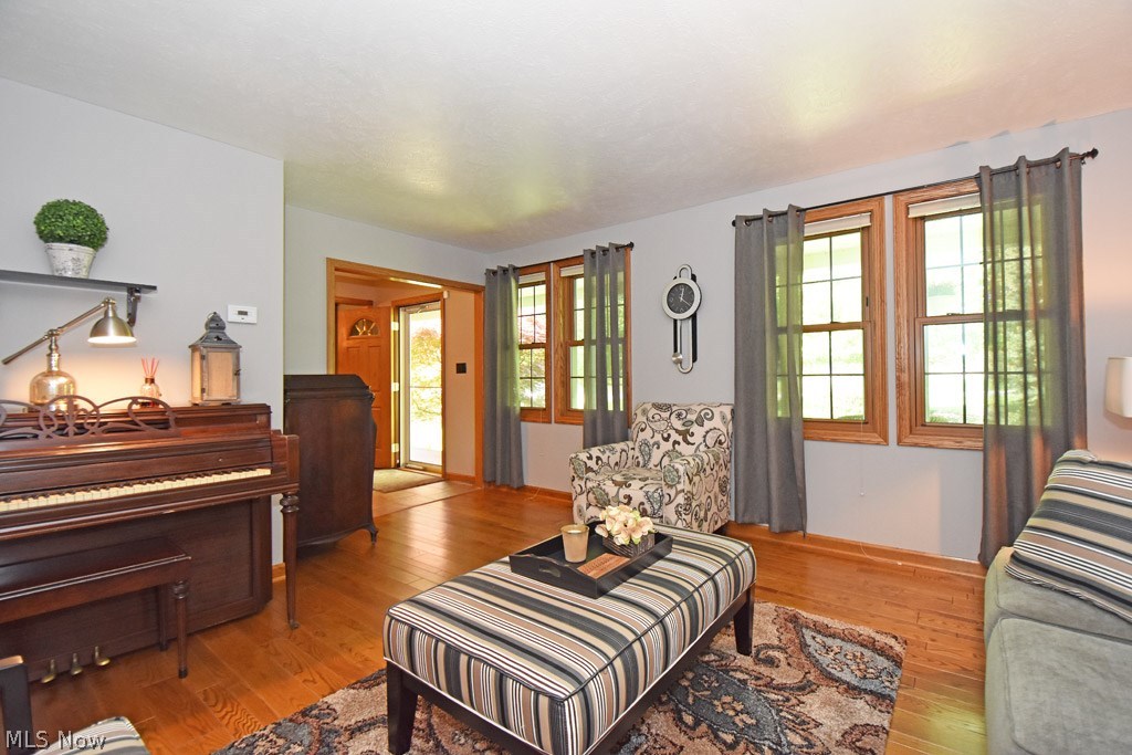18875 Thorpe Road Chagrin Falls, OH 44023 - Photo 8 of 35 Gallery Image 8