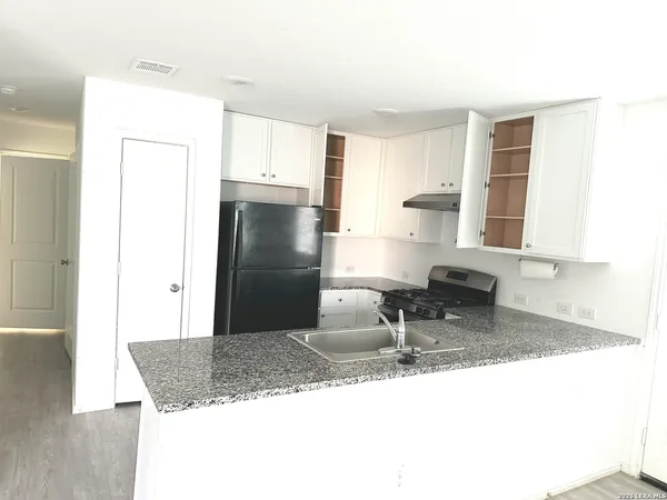 $1,650 | 2819 Gustavo Drive, Converse, TX 78109