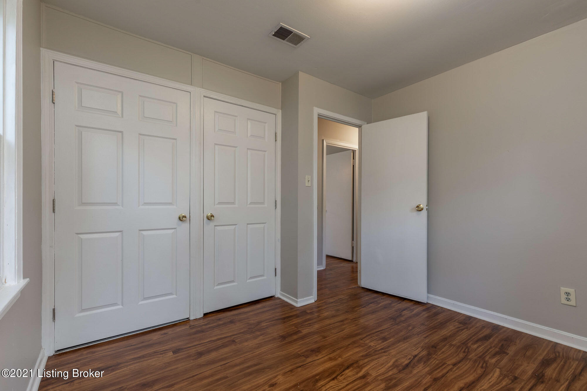 10004 Robsion Road Louisville, KY 40299 - Photo 26 of 36 Robsion026