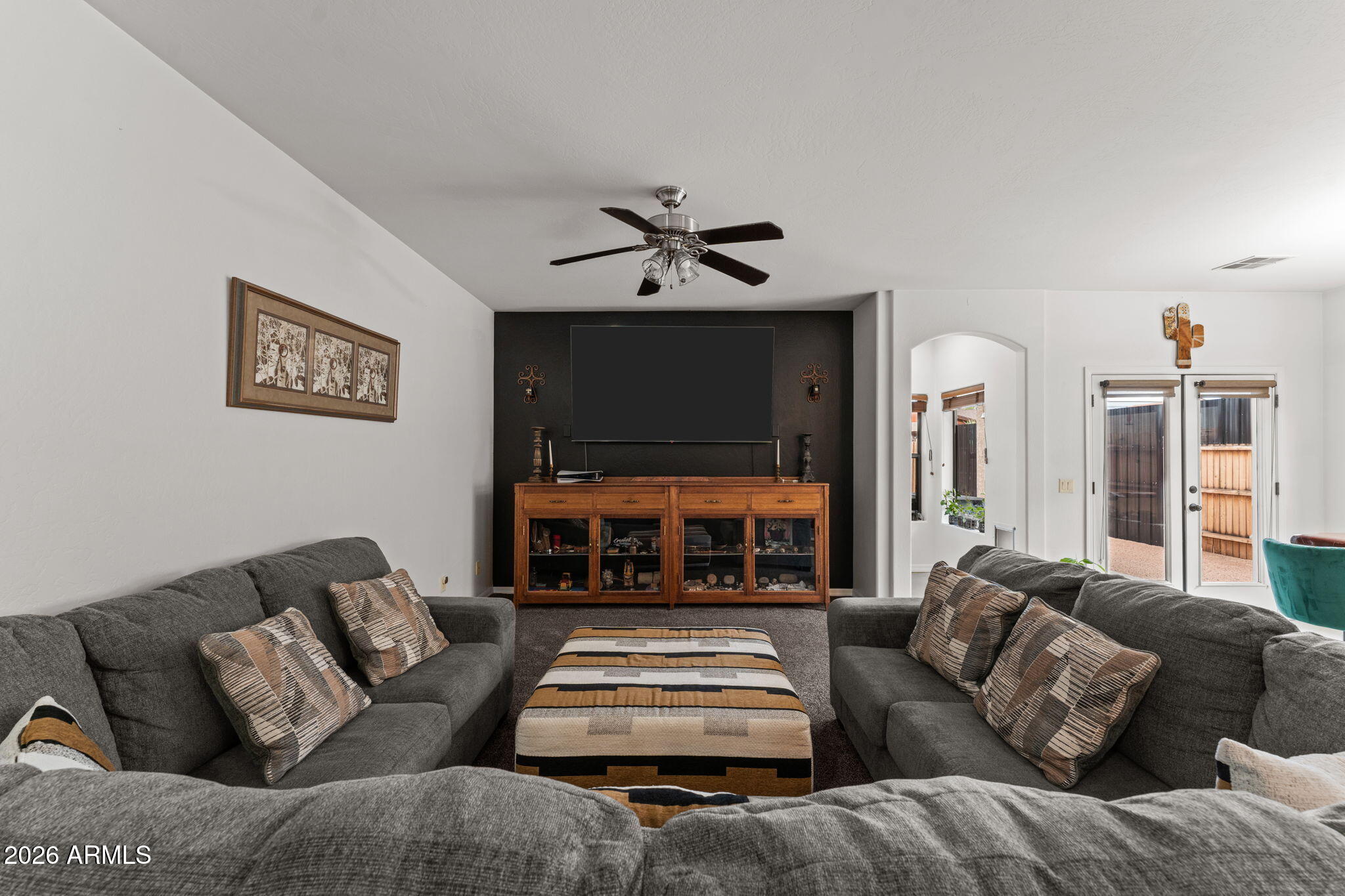 27170 Bennett Way Congress, AZ 85332 - Photo 3 of 36 6-web-or-mls-DSC05654