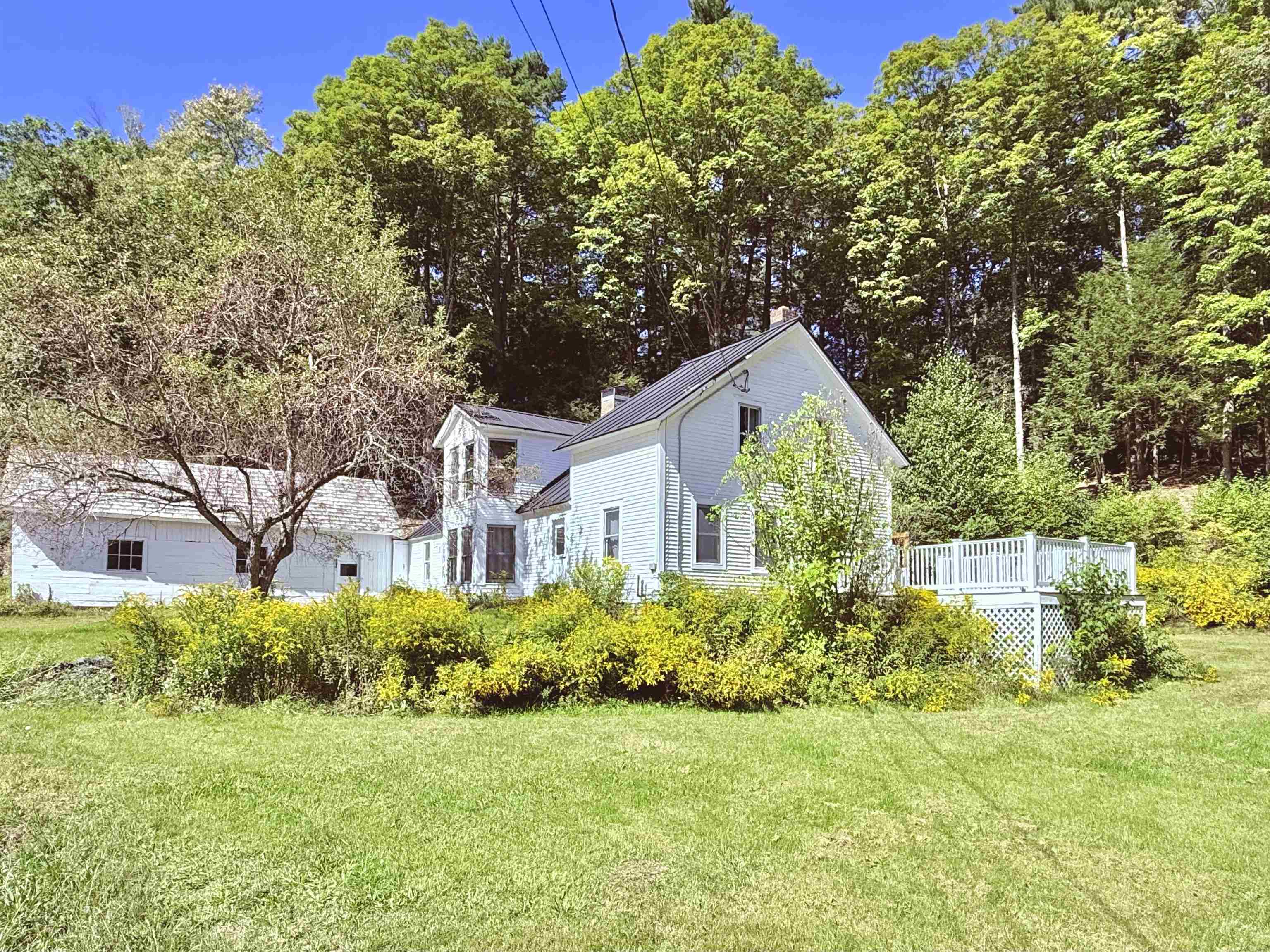 672 Huckle Hill Road Vernon, VT 05354 - Photo 1 of 47 Gallery Image 1