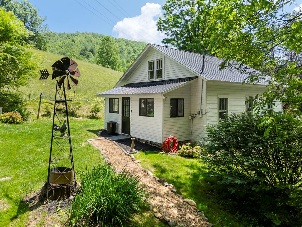 1651 Winding Stairs Road Topton, NC 28781 - Photo 58 of 100